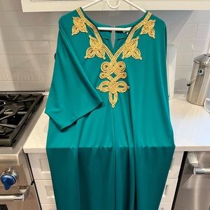 vintage Joan Rivers tunic emerald green with beautiful gold detailing